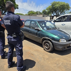 Veículo furtado em Maringá é recuperado pela GCM