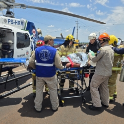 Morre no hospital pai do motorista da camionete que bateu na traseira de carreta