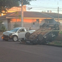 Uma pessoa é socorrida após sofrer acidente grave no Jardim América