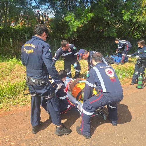 Capotamento na rodovia BR-376 deixa trabalhador ferido