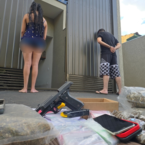 Casal é detido com drogas e arma de fogo na cidade de Maringá 