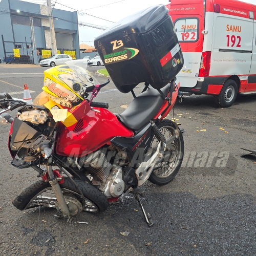 Mulher sofre acidente gravíssimo após motorista embriagado cruzar preferencial