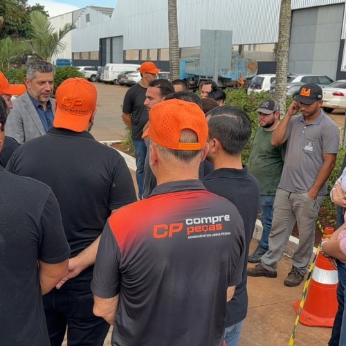 Funcionários de distribuidora que foi destruída por incêndio serão mantidos em seus cargos 