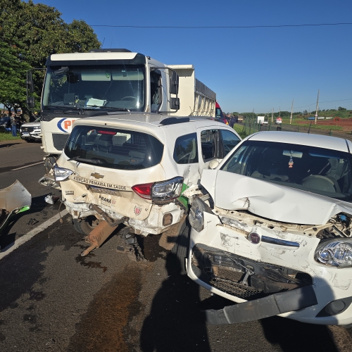 Engarrafamento de veículos na rodovia BR-376 causa ferimentos graves em duas mulheres