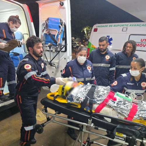 Criança de 6 anos é entubada após sofrer queda de bicicleta