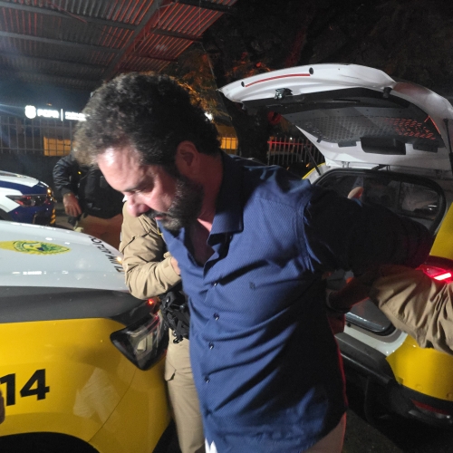 Motorista que atropelou e matou motoboy deixa cadeia após pagar fiança de R$ 100 mil