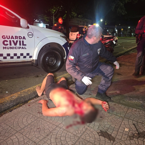 Briga em conveniência termina com homem esfaqueado na Avenida Pedro Taques, em Maringá