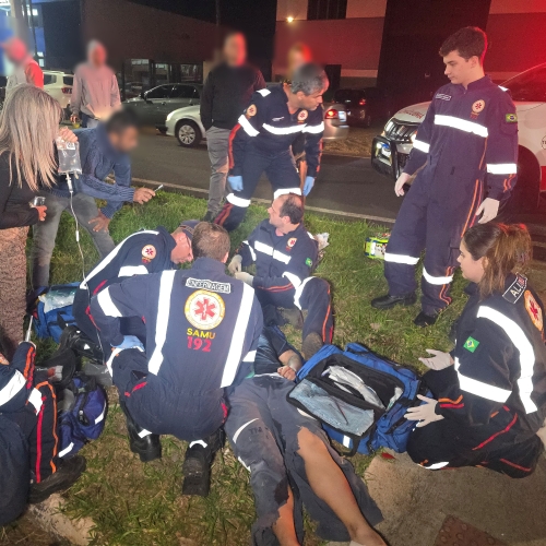 Motociclista de 22 anos morre após grave acidente na Alexandre Rasgulaeff, em Maringá