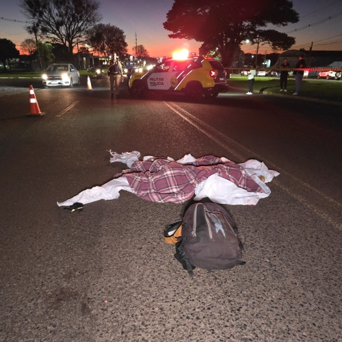 Atropelamento envolvendo caminhão-baú termina em morte em Marialva