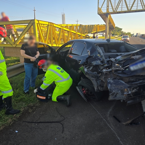 Capotamento desencadeia segundo acidente na PR-323 e assusta motoristas