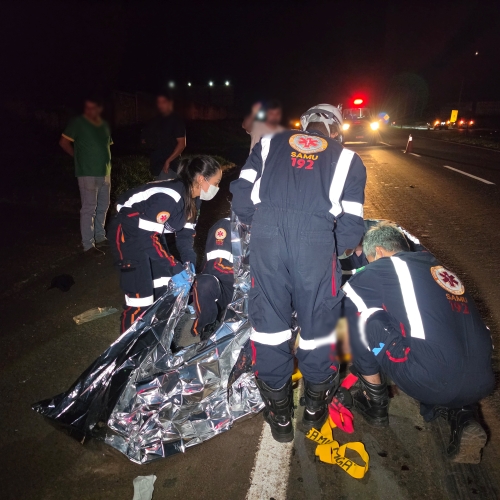 Motociclista morre e ciclista fica gravemente ferido em acidente na BR-376