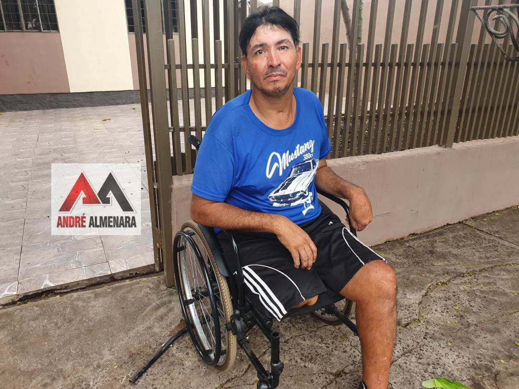 Cadeirante que sobreviveu após ser atropelado por carro faz apelo