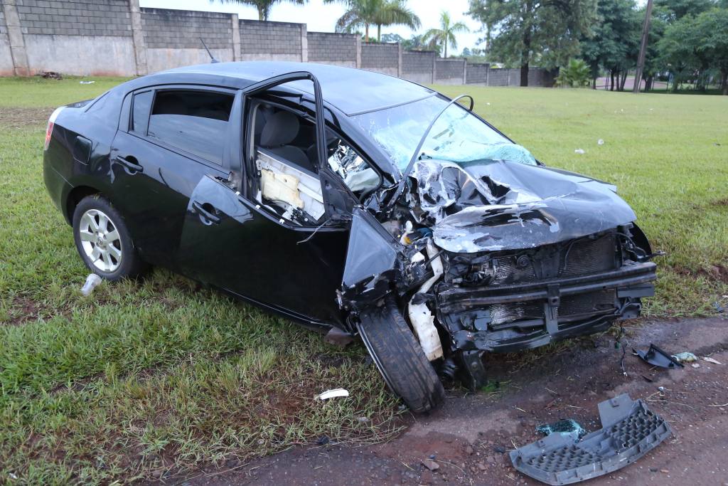 Colisão frontal na rodovia 317 deixa motorista morto