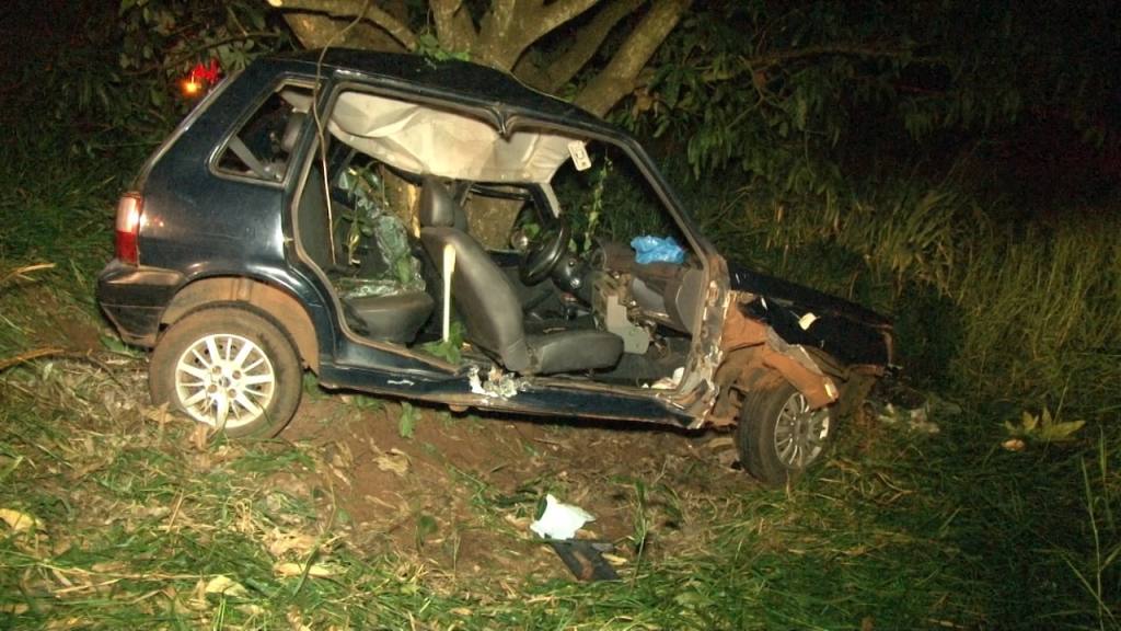 Motorista morre na hora após bater carro na estrada de Pulinópolis