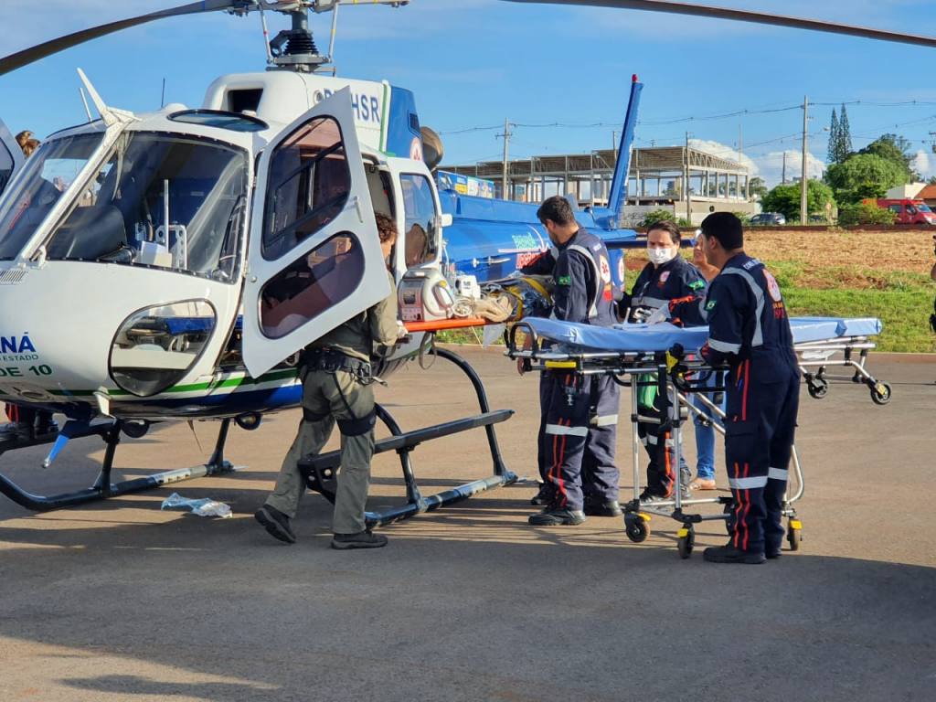 Criança que se afogou em piscina em Lobato morre no H.U