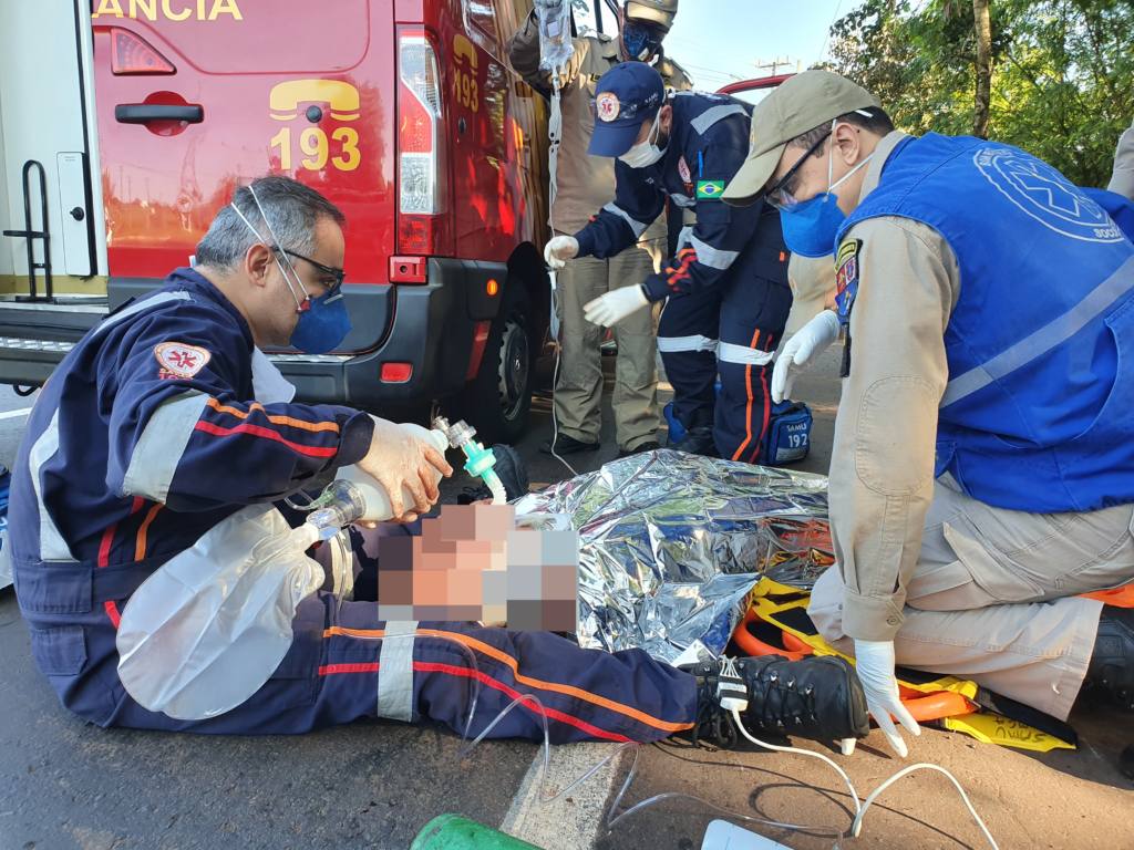 Motorista atropela ciclista e foge do local sem prestar socorro