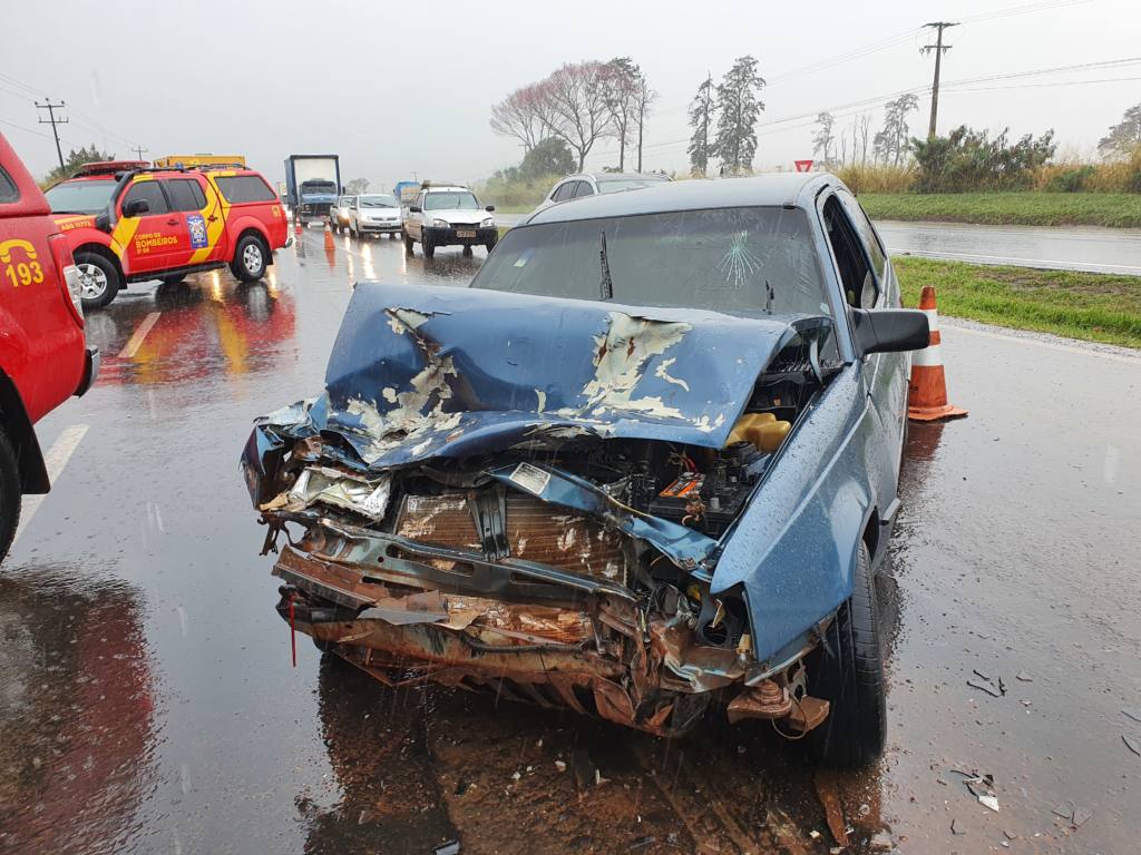 Motorista embriagado causa acidente na rodovia BR-376 em Maringá