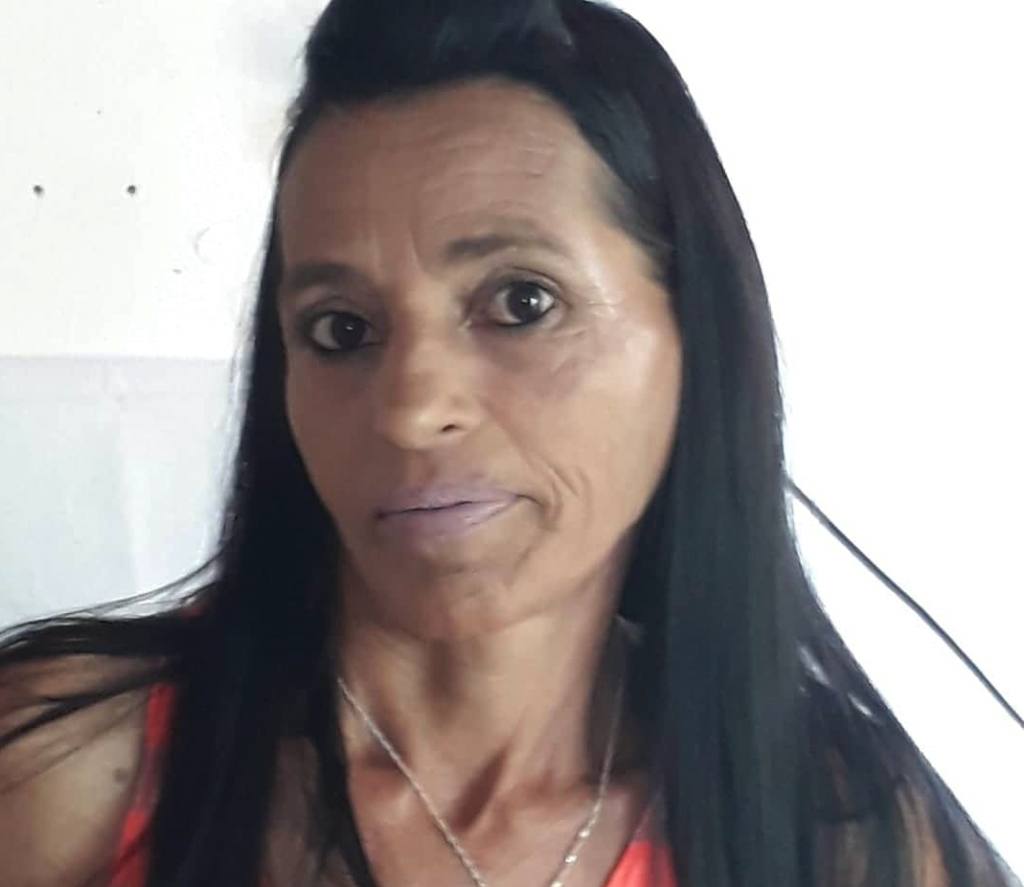 Mulher que morreu na garupa de moto é identificada no IML