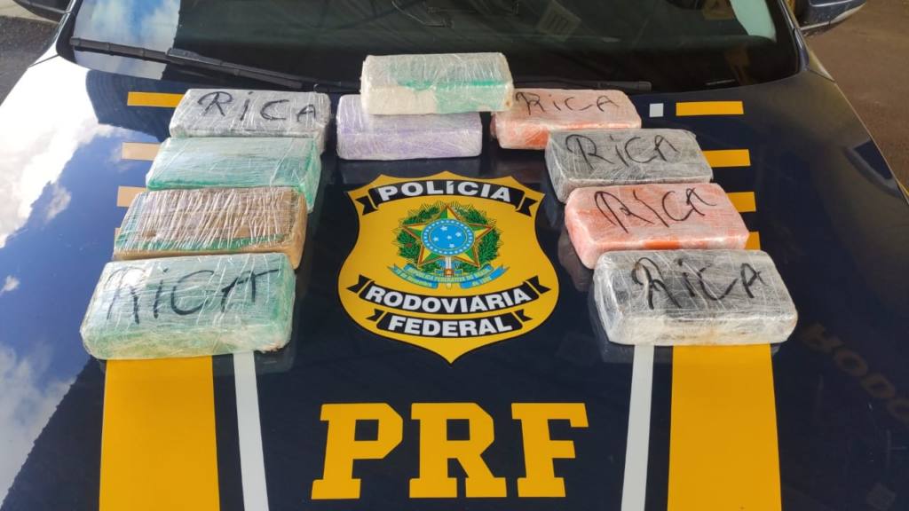 Polícia Rodoviária Federal apreende mais de 1 milhão de pasta base de cocaína