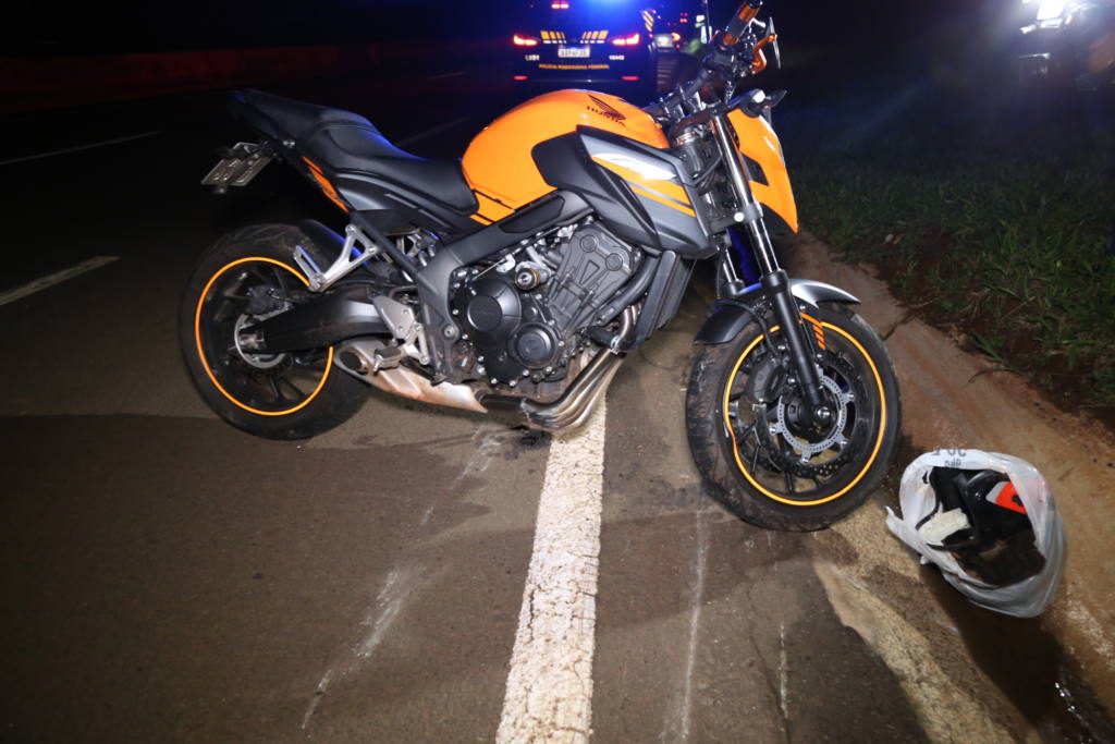 Motociclista de Mandaguaçu é intubado após acidente no Contorno Norte