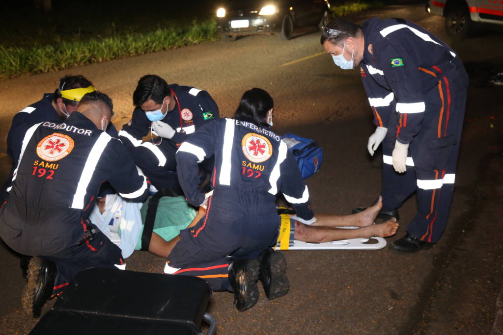 Ciclista fica gravemente ferido em acidente na Avenida José Alves Nendo