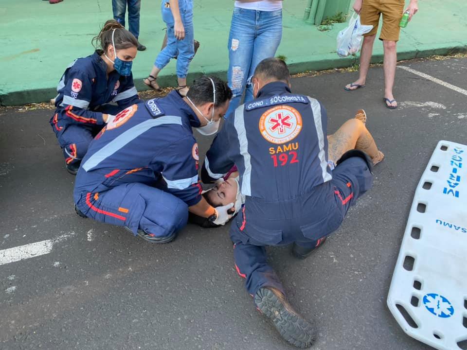 Mulher é atropelada na faixa de pedestre na zona 7 em Maringá