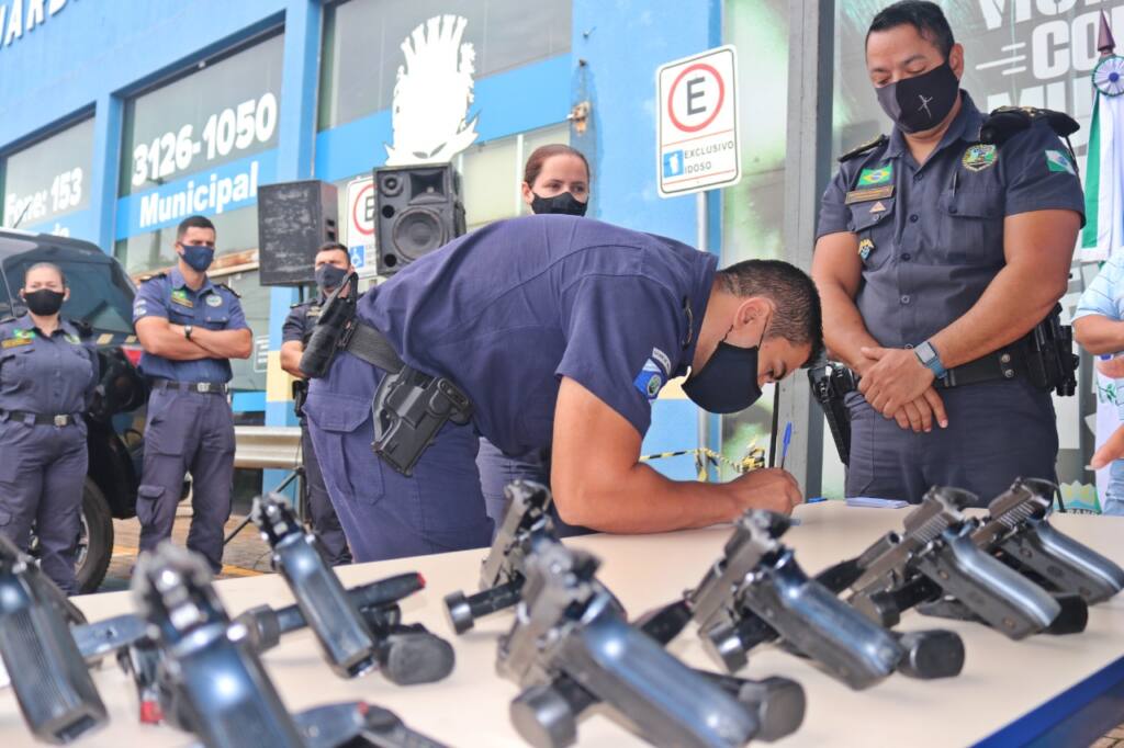 Guarda Municipal de Sarandi ganha 20 novos agentes com armas