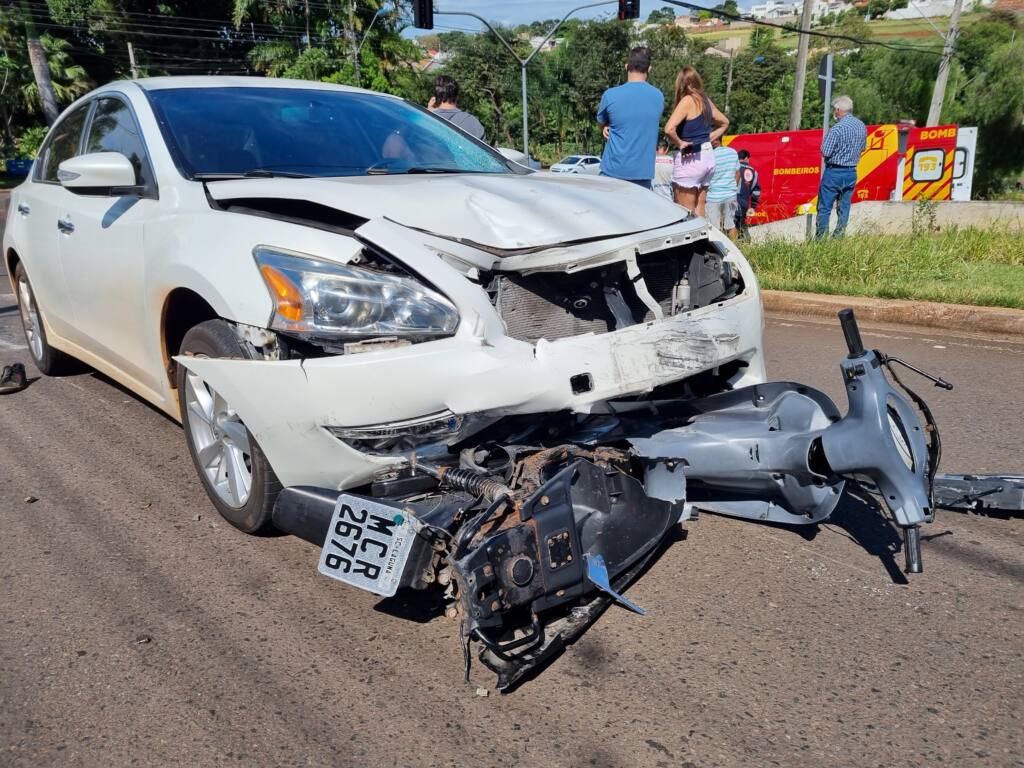 Motociclista é internado em estado gravíssimo ao sofrer acidente em Maringá