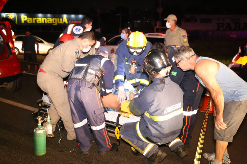 Mulher e adolescente ficam feridas em acidente na rodovia PR317 em Maringá