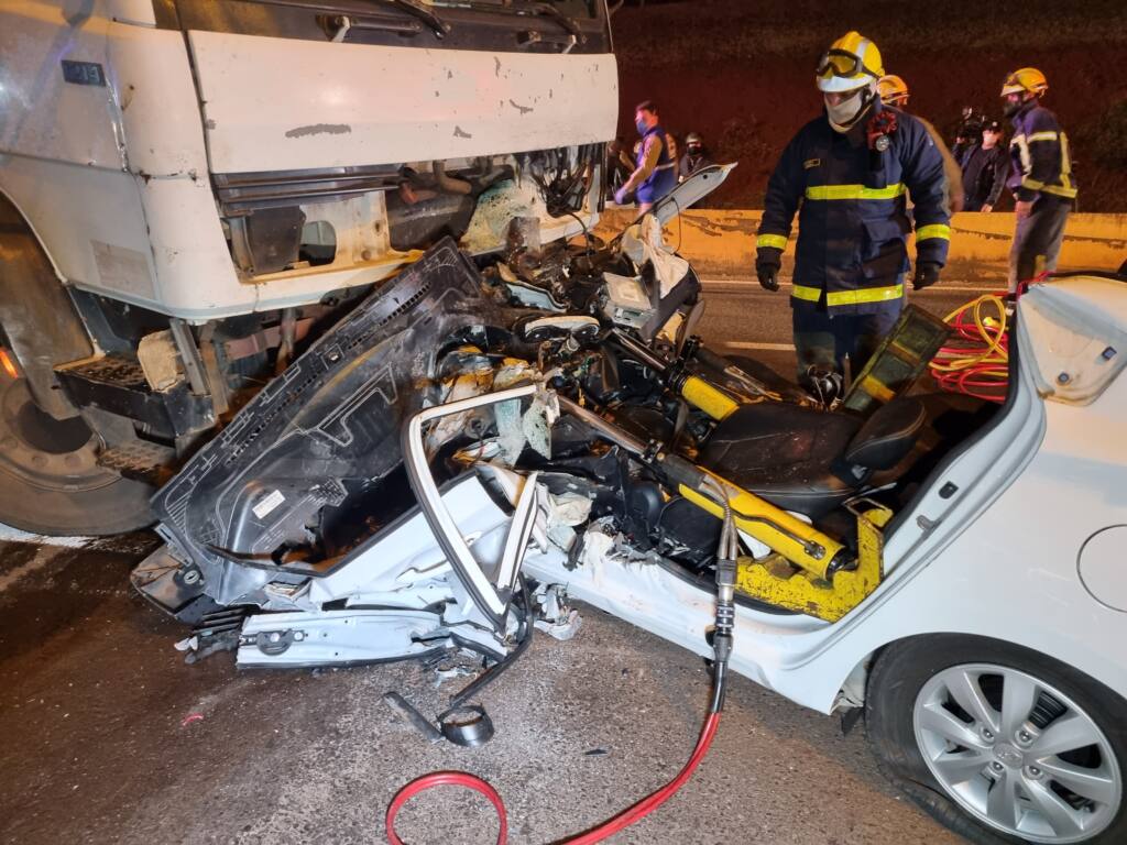 Motorista que sofreu acidente gravíssimo na 317 respira sem ajuda de aparelhos