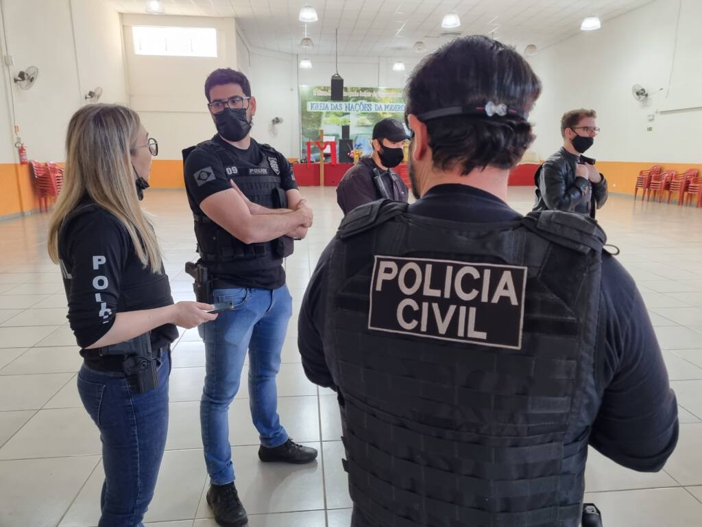 Família de líderes religiosos são presos pela Polícia Civil