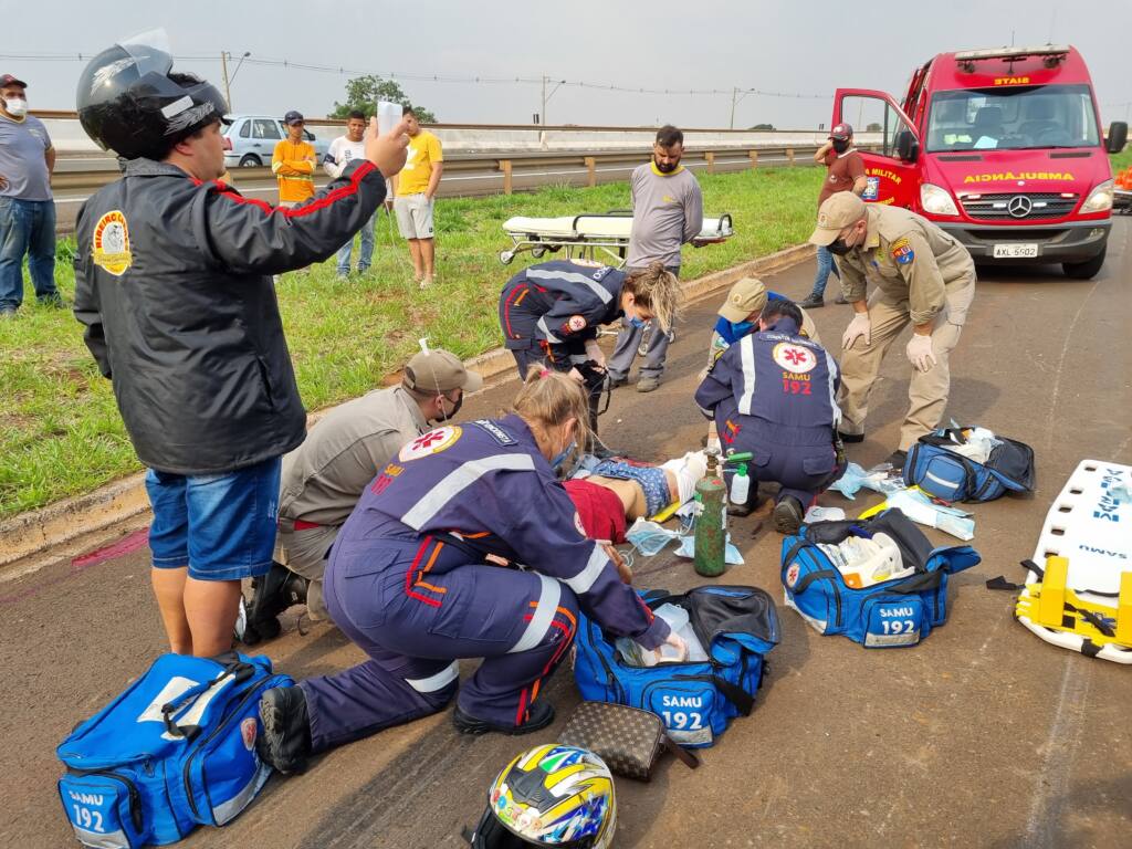 Motociclista que sofreu acidente na marginal do Contorno Norte amputa perna