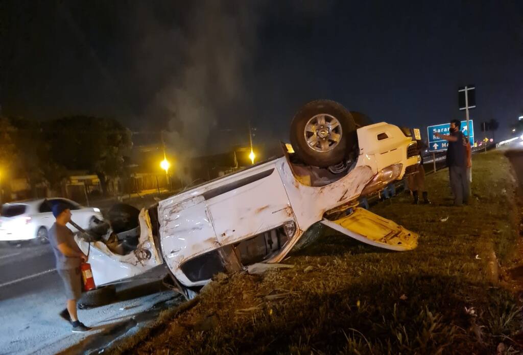 Três pessoas ficam feridas em acidente na rodovia BR-376 em Sarandi