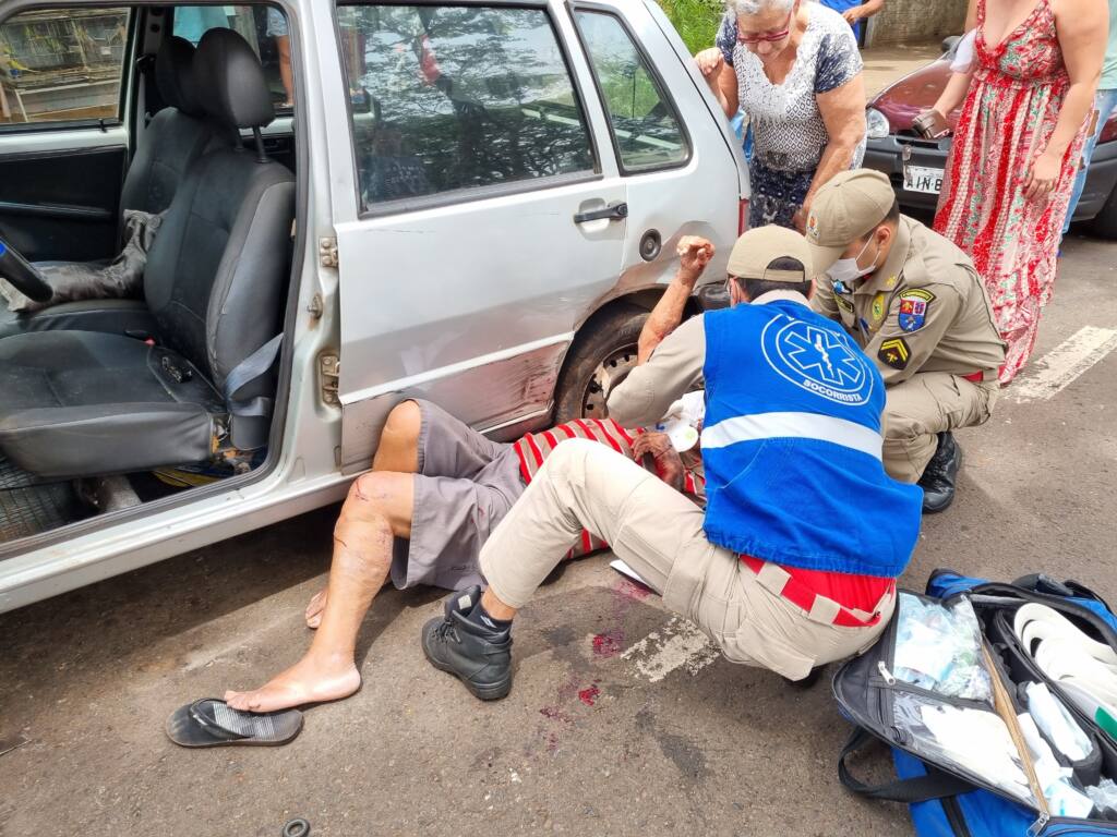 Idoso de 82 anos é atropelado ao sair de seu carro na Avenida Alziro Zarur