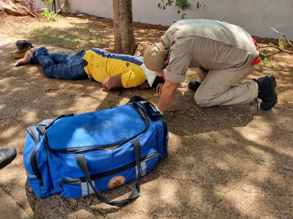 Homem é hospitalizado após ser espancado no Conjunto Ney Braga