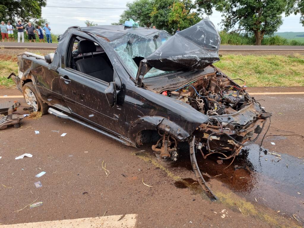 Morador de Paiçandu morre ao capotar veículo na rodovia 323