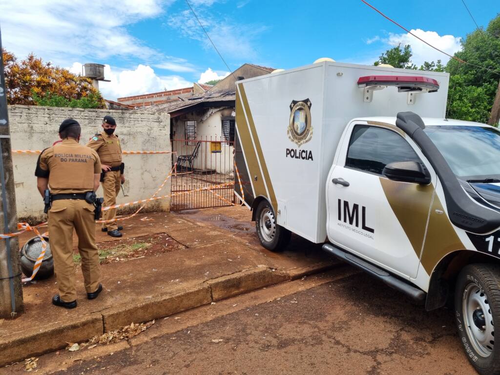 Homem de 63 anos morre carbonizado durante incêndio em residência