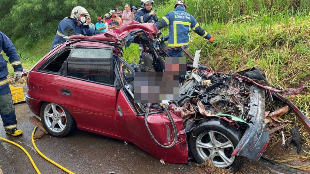 Quatro pessoas morrem de acidente na rodovia PR-218 de Astorga