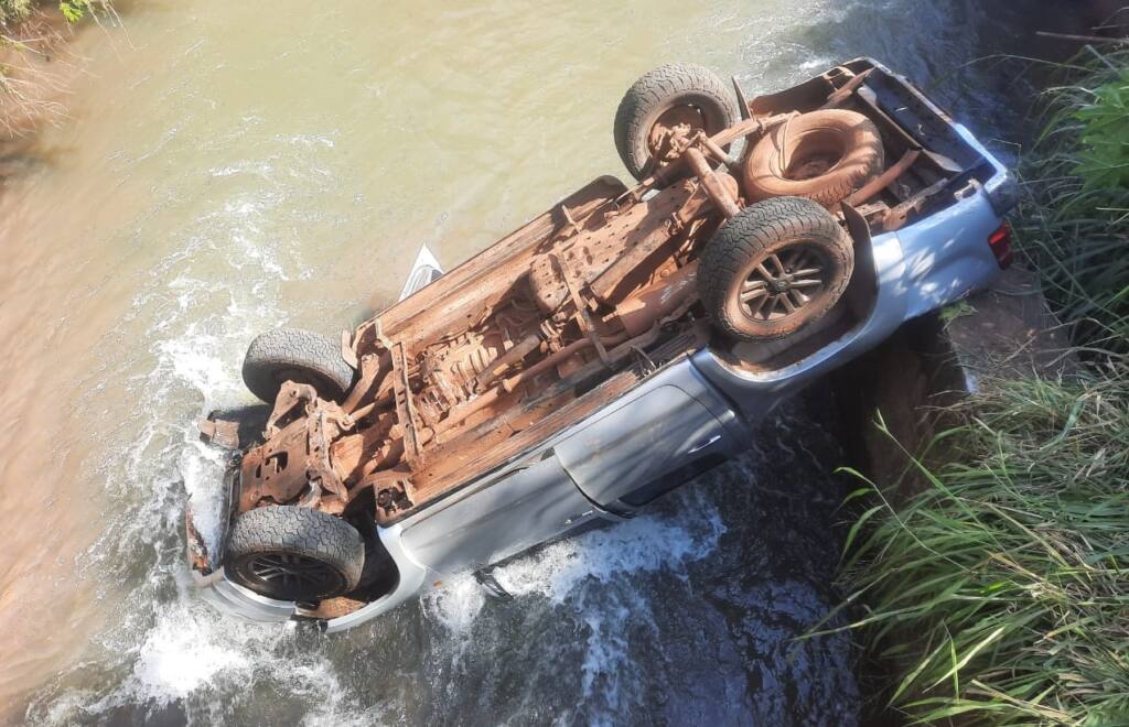 Mulher que estava desaparecida é encontrada morta em sua camionete