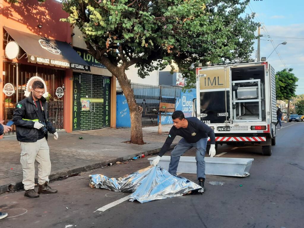 Criminosa que matou mulher em Maringá se apresenta e confessa crime