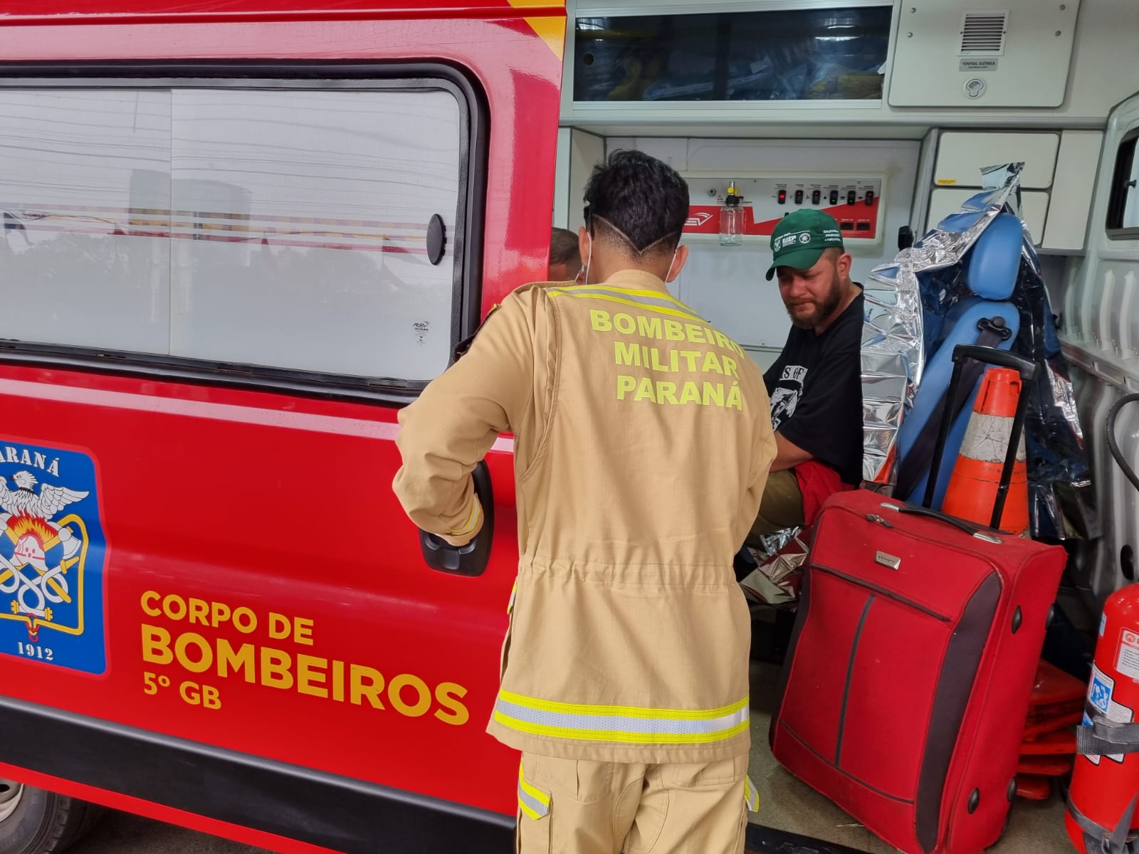 Homem de 37 anos é ferido por dois golpes de faca nas proximidades do albergue de Maringá.