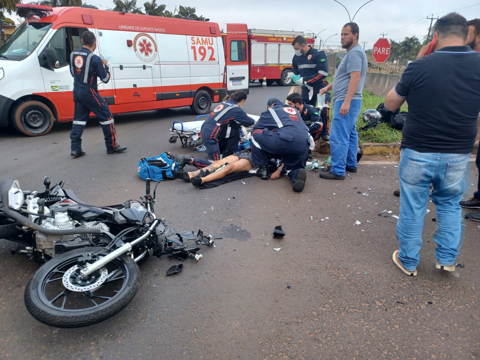 Motociclista de 22 anos é entubado ao sofrer acidente na rodovia de Iguatemi