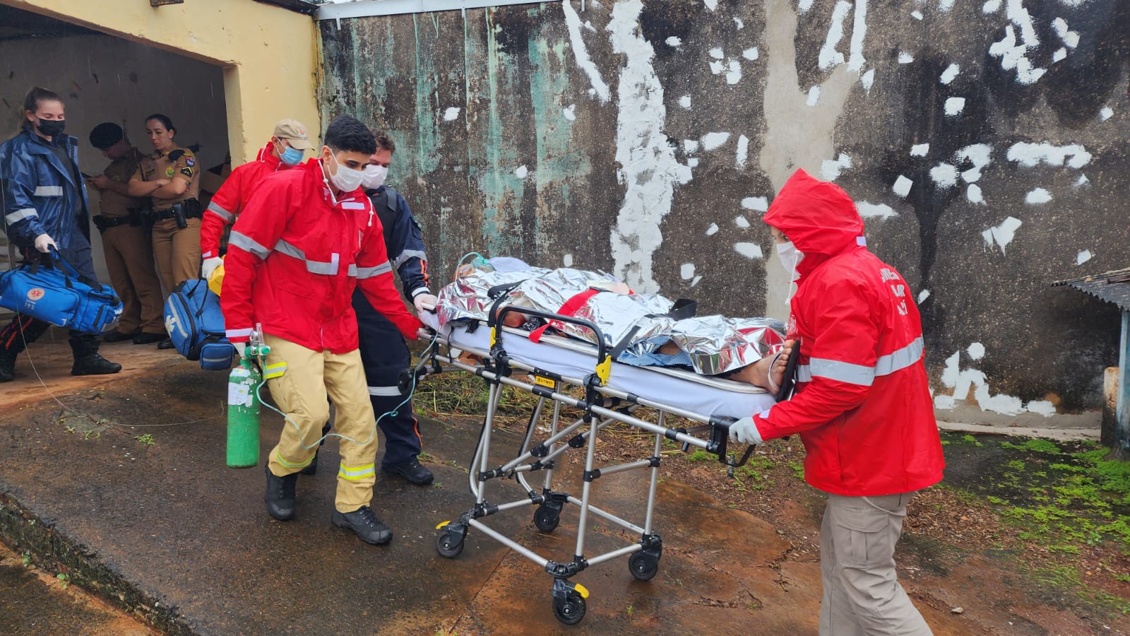 Rapaz de 31 anos é ferido por tiros no Jardim Alvorada em Maringá