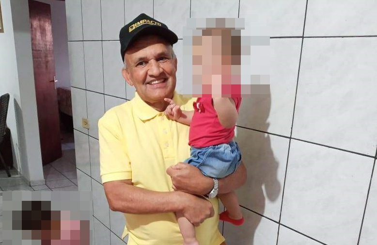 Motociclista de 66 anos que sofreu acidente na Rua Fernão Dias morre no hospital