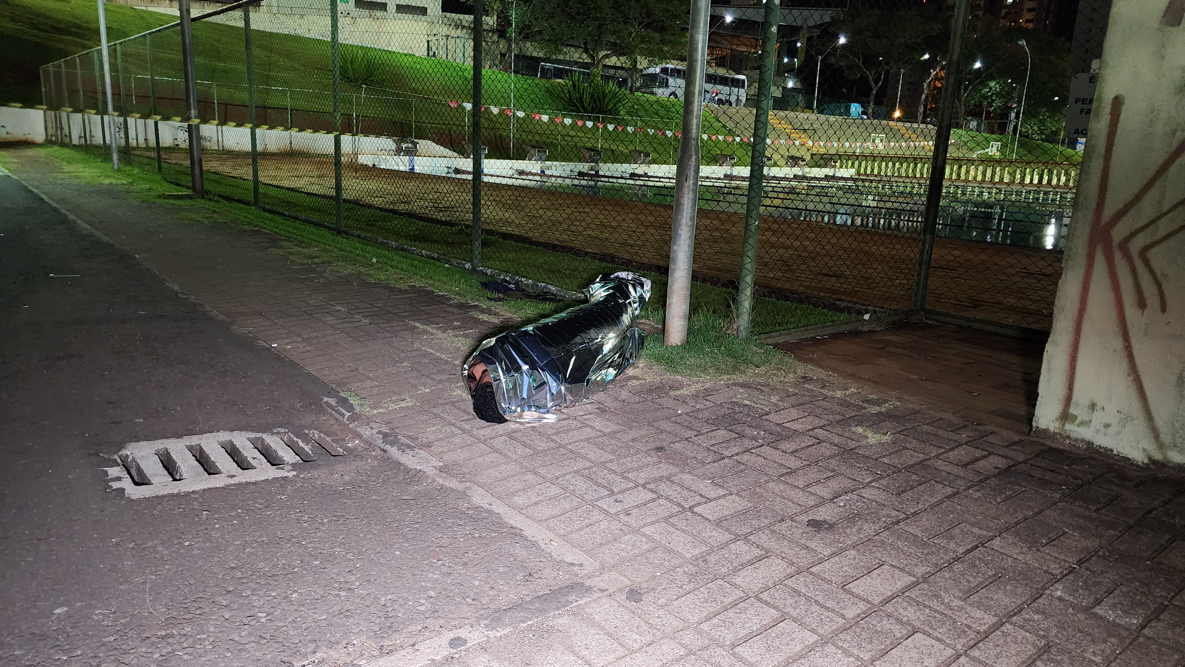 Rapaz passa mal e morre após nadar em piscina da Vila Olímpica de Maringá