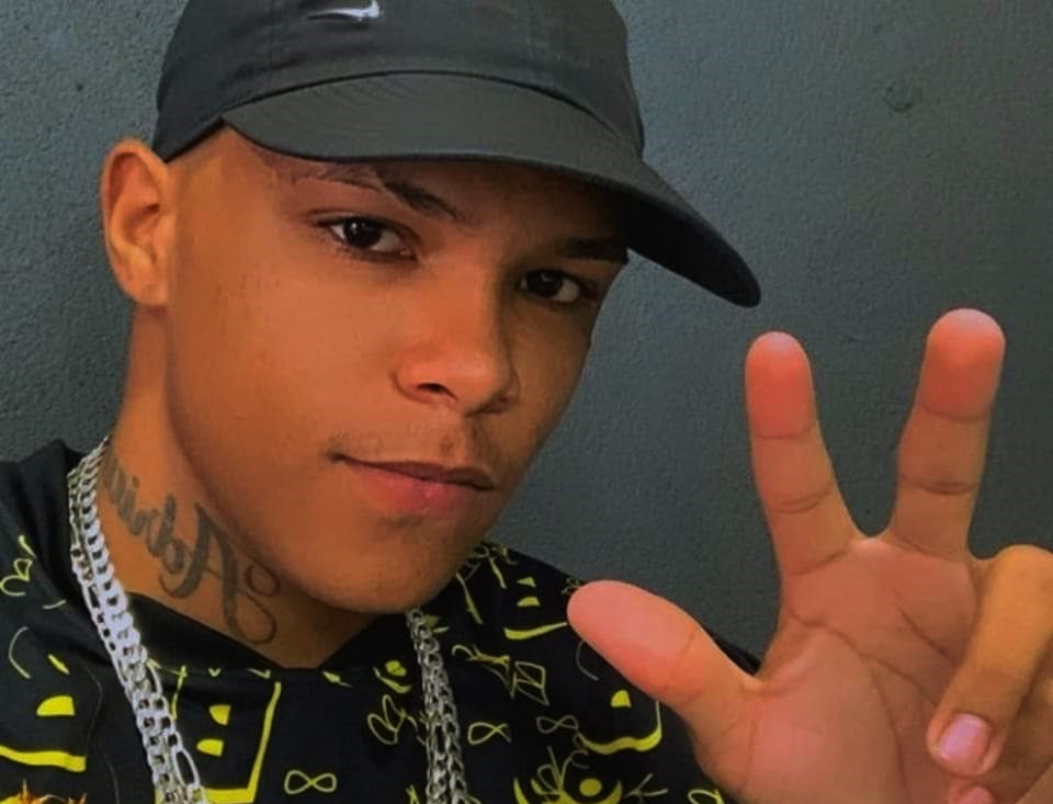 Jovem de 21 anos é assassinado com diversas facadas na cidade de Marialva