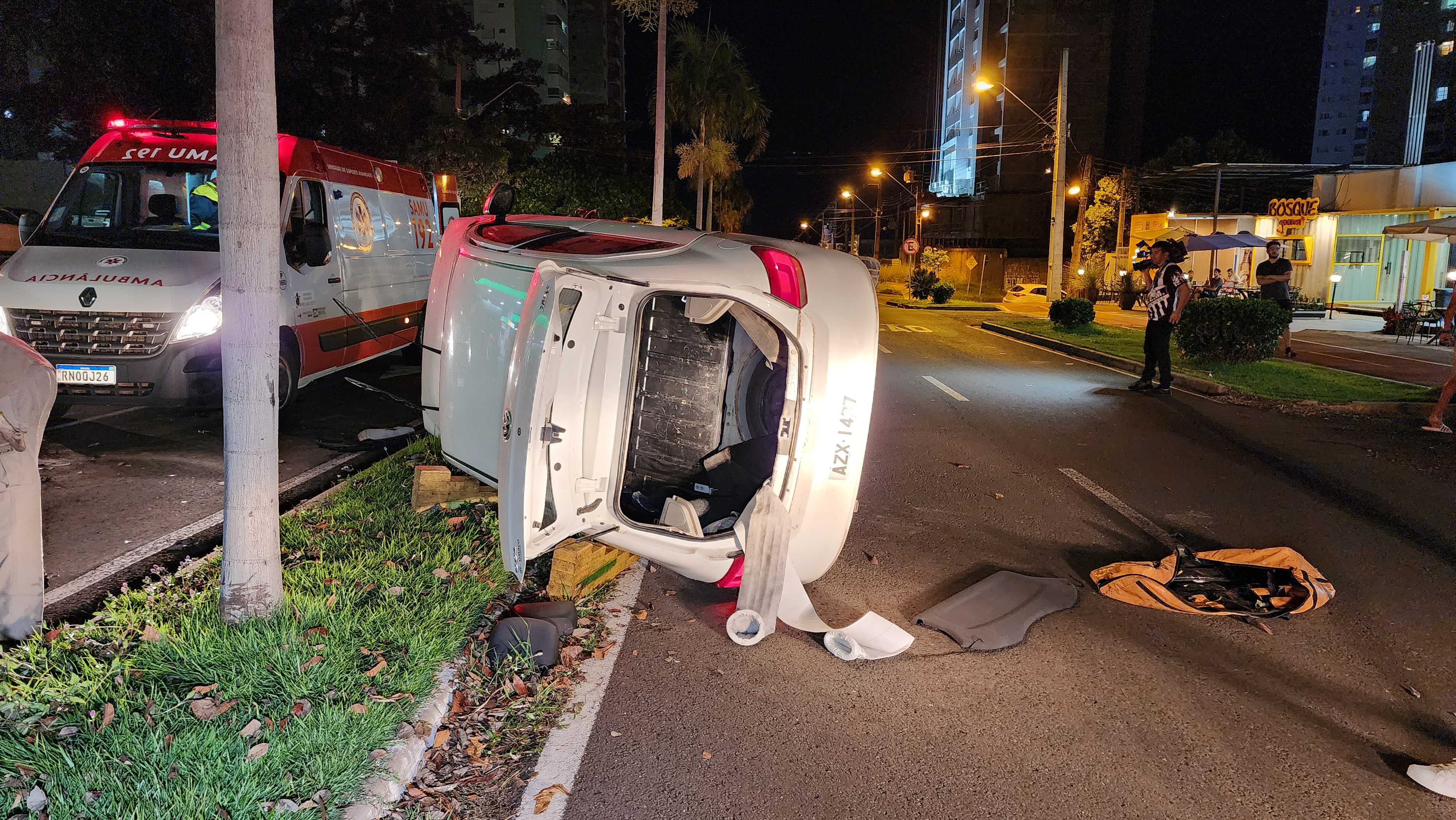 Motorista com sinais de embriaguez causa acidente na zona 2 em Maringá