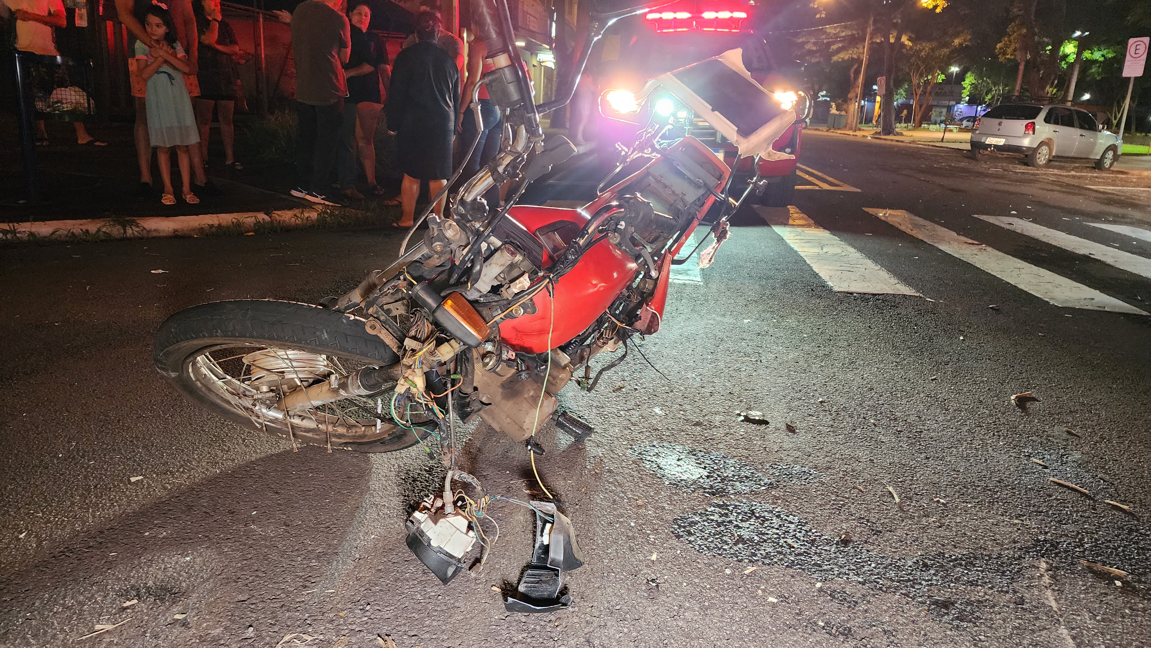 Motorista embriagado causa acidente gravíssimo no centro de Maringá