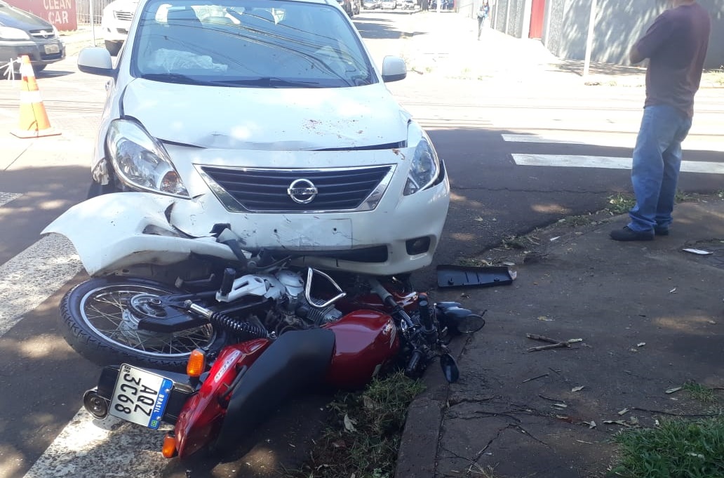 Homem sofre acidente grave na Rua Fernão Dias em Maringá