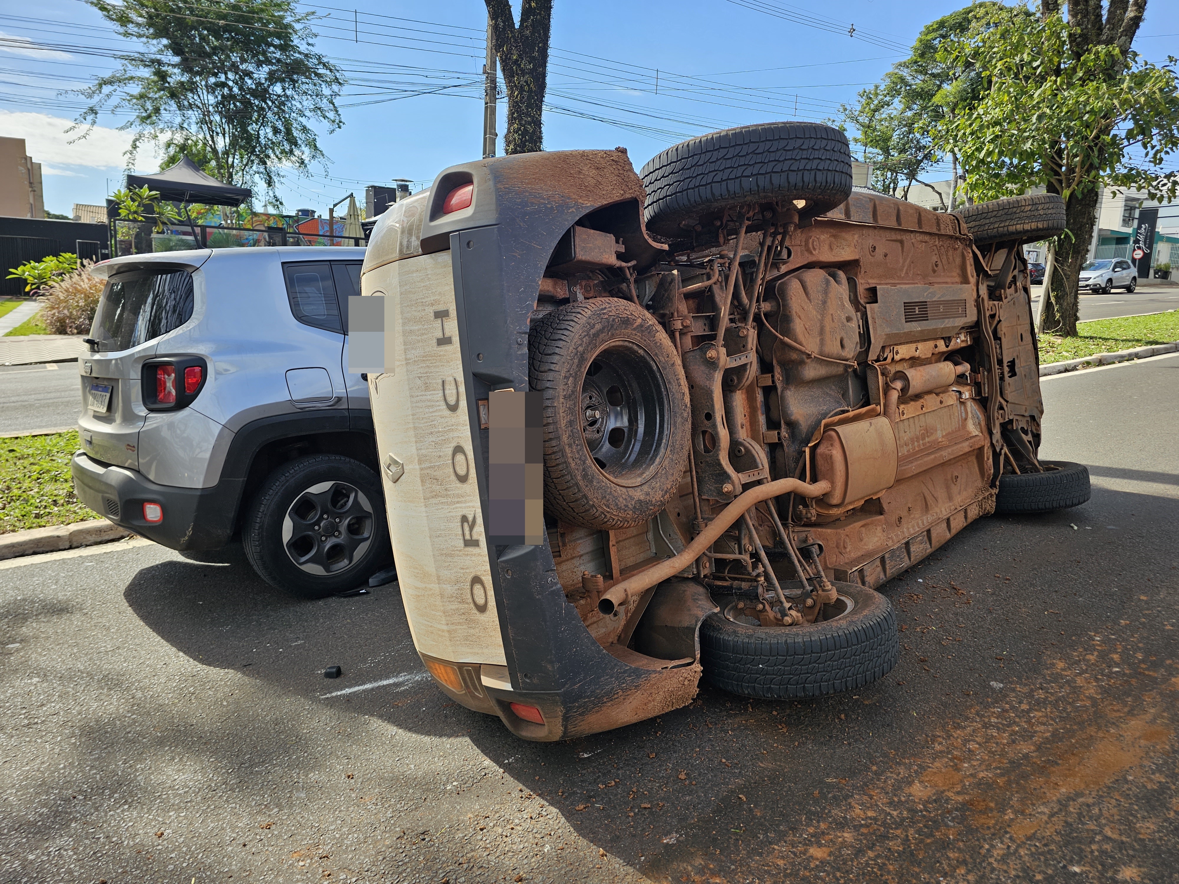 Gestante fica ferida ao se envolver em acidente na zona 2 